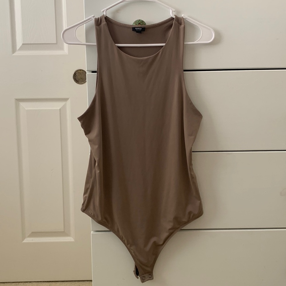 Express body suit